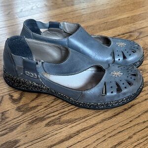 Rieker gray slip on shoes